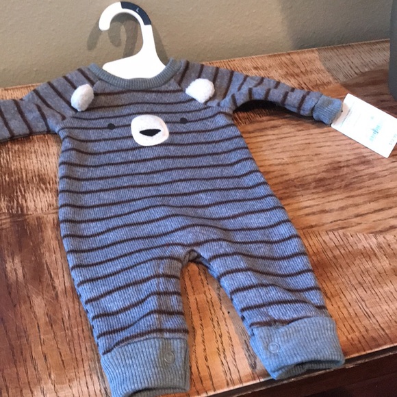 Newborn 6-9 lb new - Picture 2 of 4